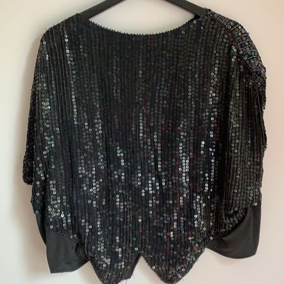 🌈 3/$20 Vintage 1980s bat wing sleeve floral sequin statement top - Picture 3 of 10